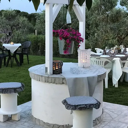 住宿加早餐酒店 Il Casale Del Nonno 滨海弗兰卡维拉